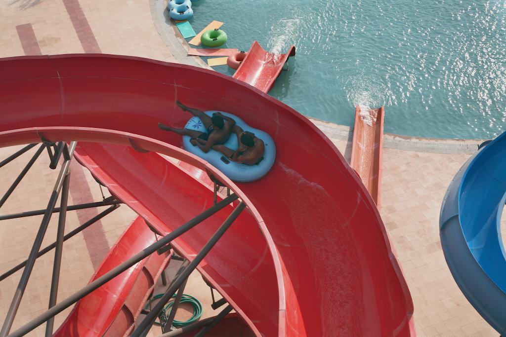 Sentosa Resorts & Water Park Chinchvad Екстериор снимка